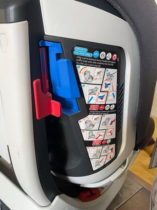 2 sillas de coche para ñiños marca Chicco
