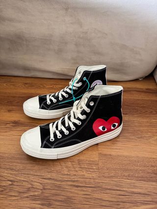 Converse Chuck Taylor negras