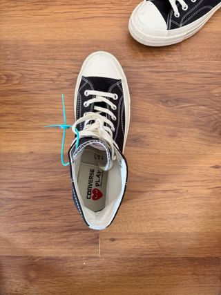 Converse Chuck Taylor negras