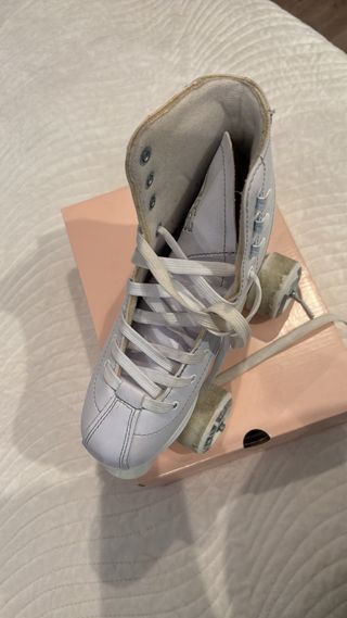 Patines Schoool blancos, 4 ruedas (2+2)