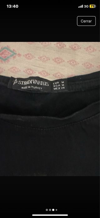 Camiseta Stradivarius negra - Talla M
