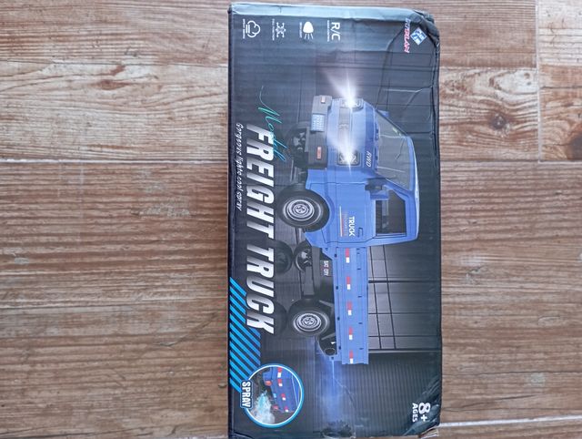 Camión RC todoterreno teledirigido