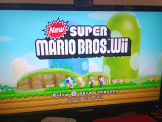 Wii Mini roja + New Super Mario Bros. Wii