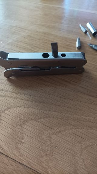 Multiherramienta Plegable