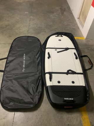 Efoil Takuma: Tabla de surf eléctrica