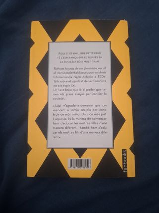 Tothom hauria de ser feminista
