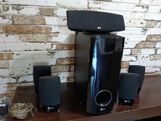 Sistema sonido LG 5.1 - Altavoces