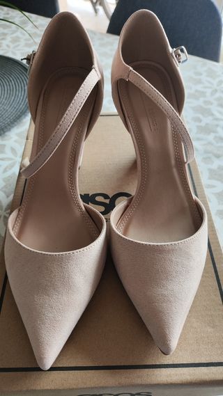 Zapatos tacón beige