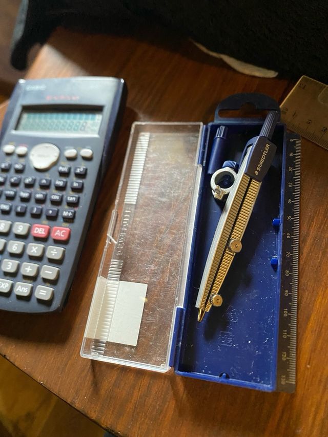 CASIO fx-82MS Calculadora científica