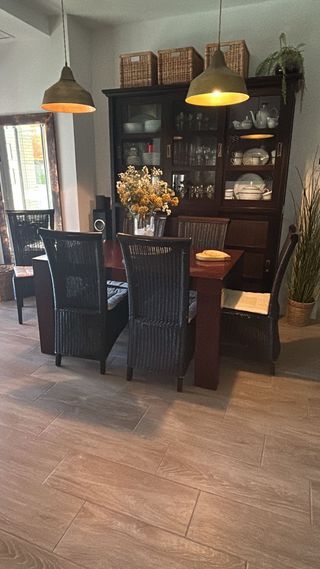 Mesa comedor con 6 sillas