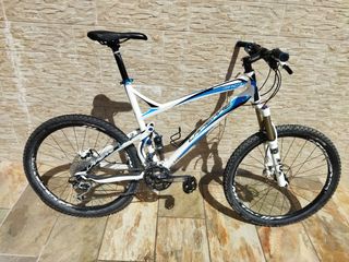 Bicicleta de montaña 
La Pierre X-Control 310 