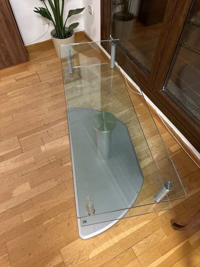 Mobile TV vintage in vetro