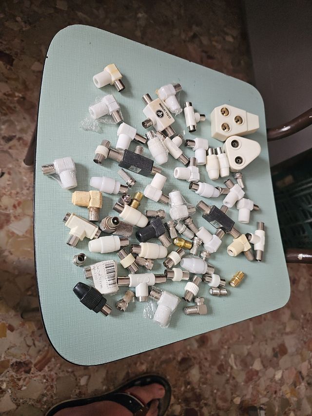 Conectores TV Satélite - Variedad