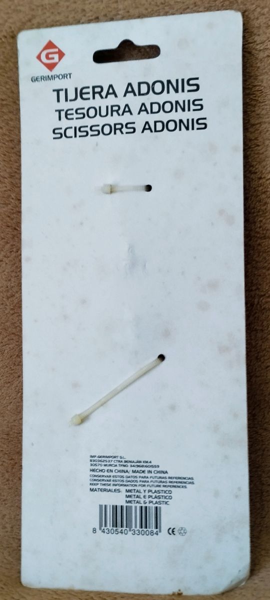 Tijera de cocina 5 cortes simultáneos acero inox.