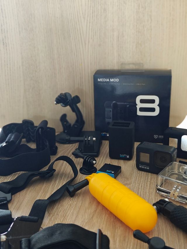GoPro Hero 8 Black + Media Mod