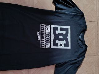 Camiseta DC Shoes negra