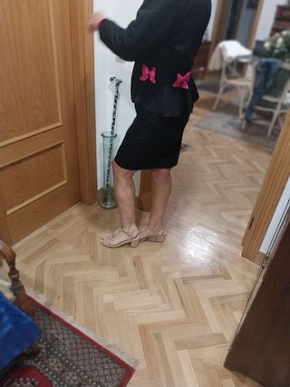 Traje chaqueta falda negro-rosa