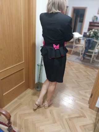 Traje chaqueta falda negro-rosa