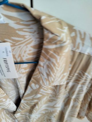 Camisa hawaiana beige