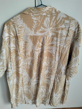 Camisa hawaiana beige