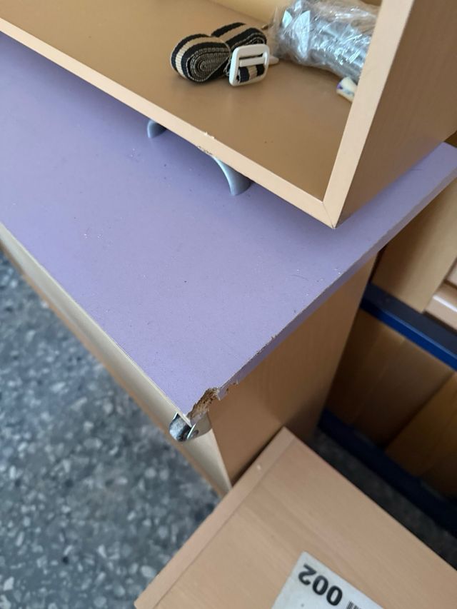 habitación juvenil para ser recogida desmontada