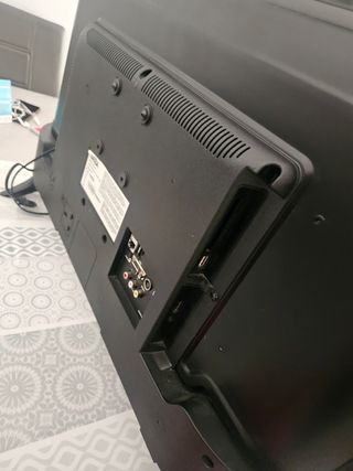 TV SABA 32" - Sin mando