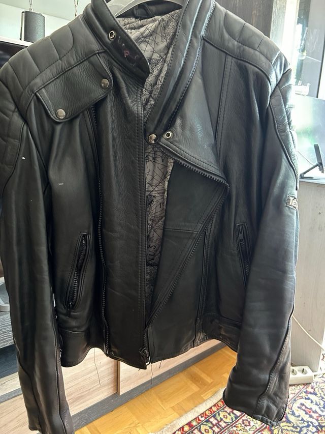 Cazadora moto piel negra