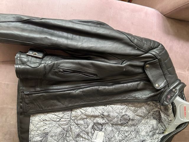 Cazadora moto piel negra