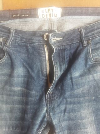 Vaqueros gris oscuro hombre