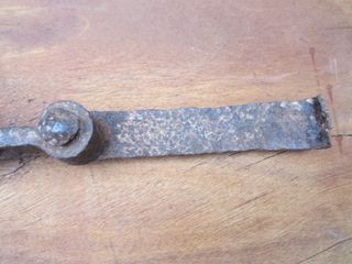 Bisagra antigua de forja - 47cm