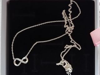 Collar Pandora infinito circonitas plata