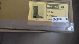 Botas ante Valverde del Camino
Marca Dakota