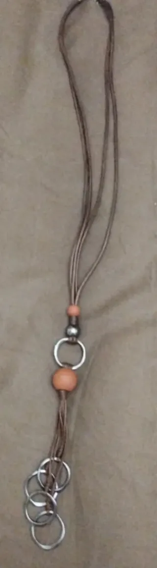 Collares largos bisutería sin estrenar.