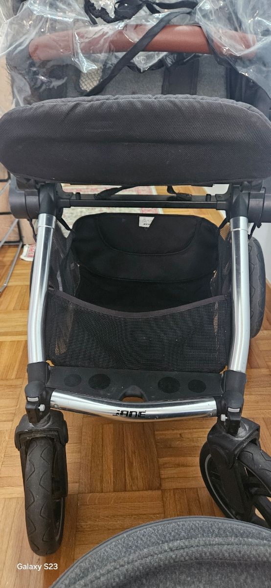 Cochecito bebé ligero Gris