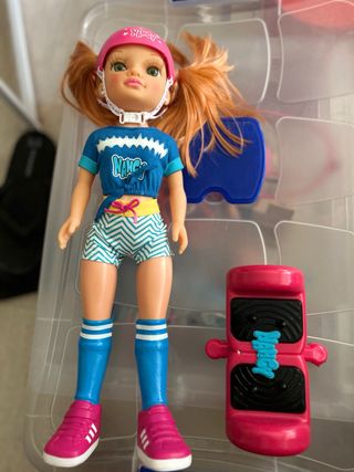 Muñeca Nancy patinadora