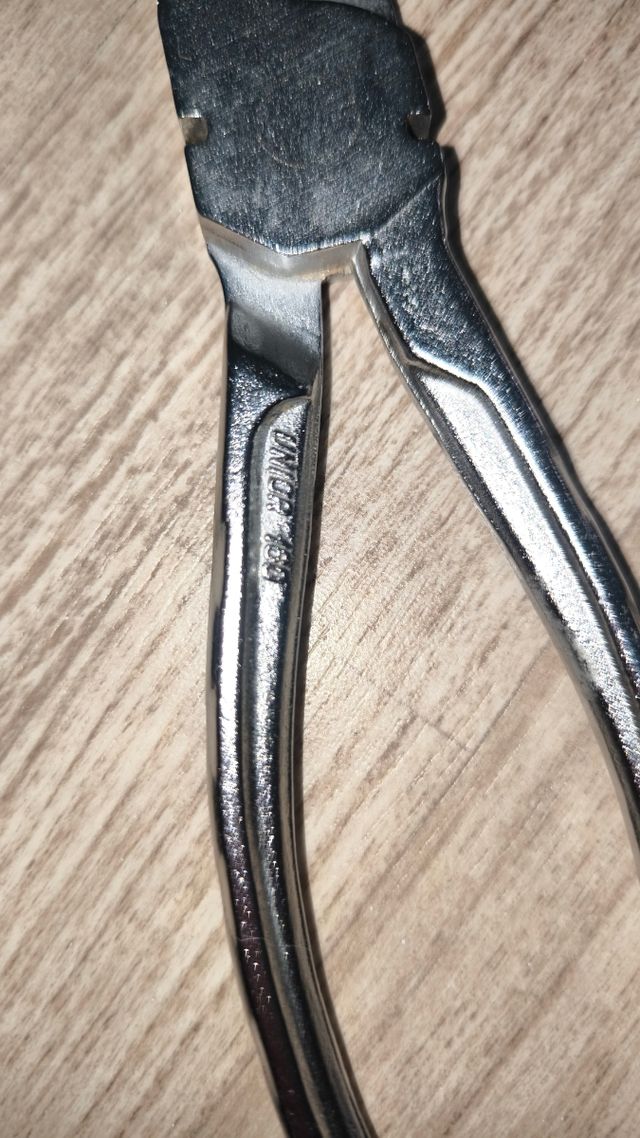 Alicates Lamborghini-Porsche