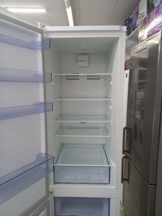 Nevera Beko - 2.m combi garantía + entrega 
