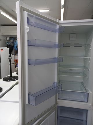 Nevera Beko - 2.m combi garantía + entrega 