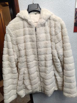 Chaqueta borreguito blanca nueva
