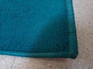 Alfombra Ikea azul 