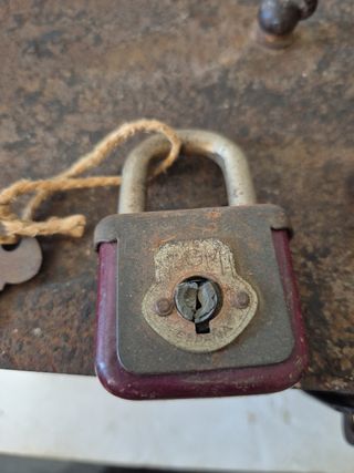 Antigua Caja hierro años 50 ferroviario