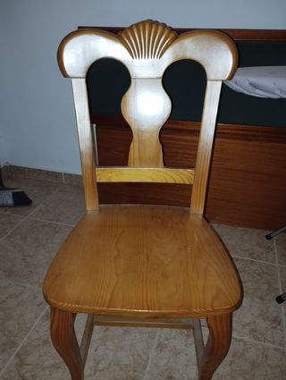 Mesa Comedor, librería de Pino y 6 sillas