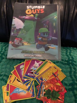Stumble Guys: 2 Album Lamincards semi completi.
