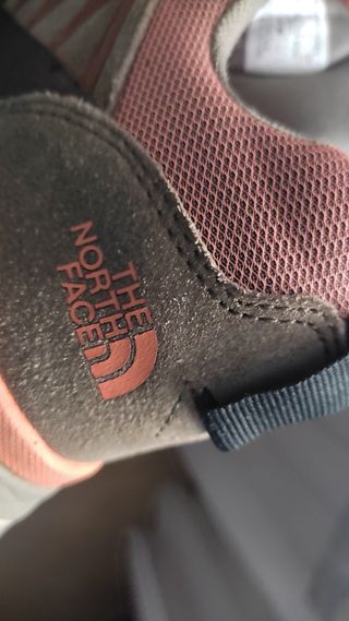 Zapatillas The North Face montaña

