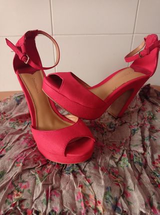 Zapatos rojos Gladiator tacón