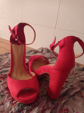 Zapatos rojos Gladiator tacón