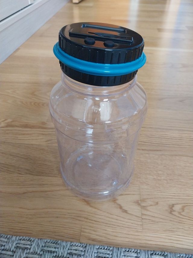 Hucha transparente con contador