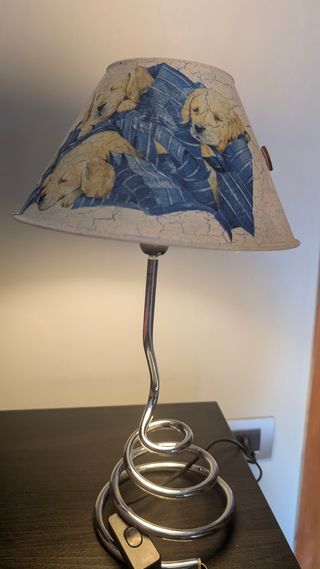 Lampada comodino cuccioli