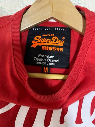 Camiseta Superdry roja Osaka. talla M corta