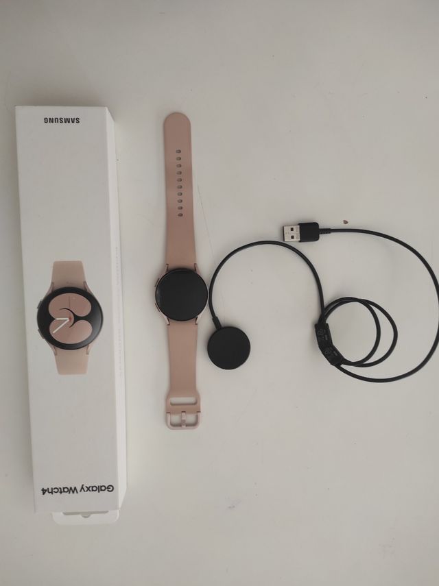 Samsung Galaxy Watch4 - Rosa Gold